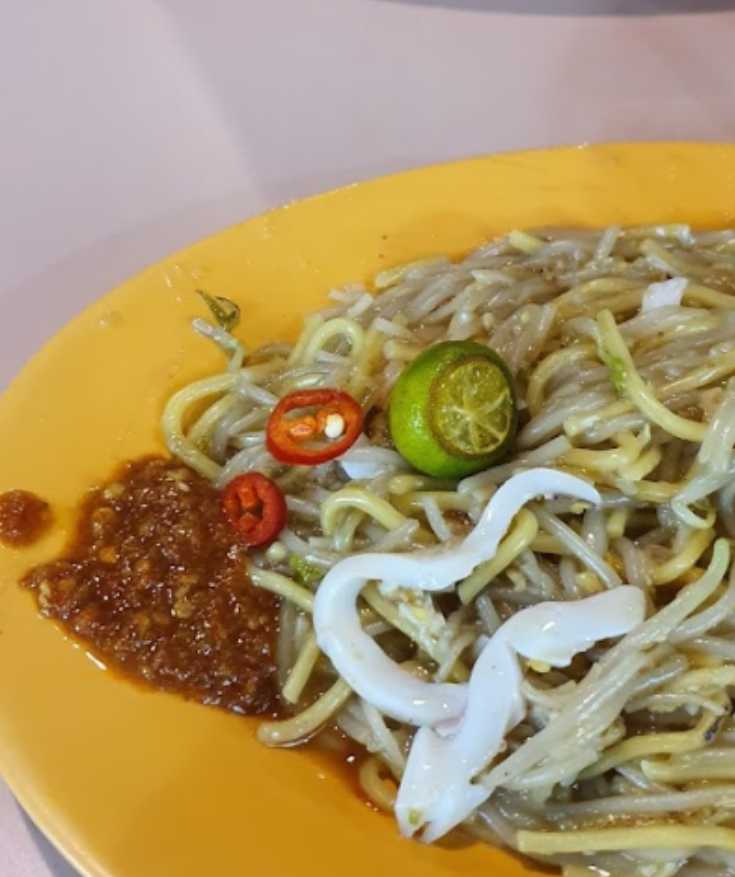 hawker food in singapore
