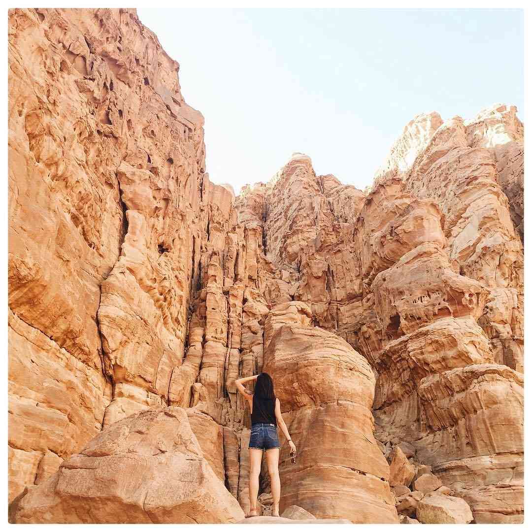 solo female travel in jordan