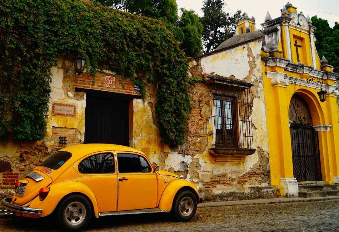 living in antigua guatemala