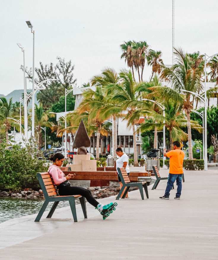 la paz cost of living