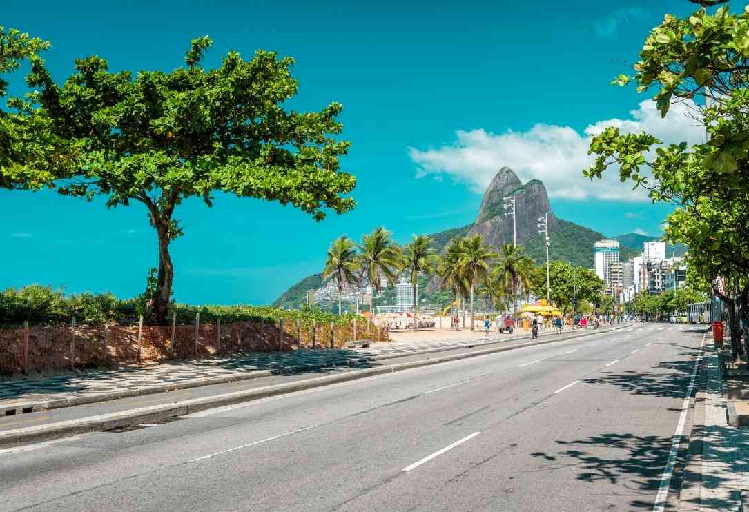 rio de janeiro solo travel