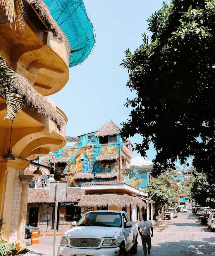 is sayulita safe