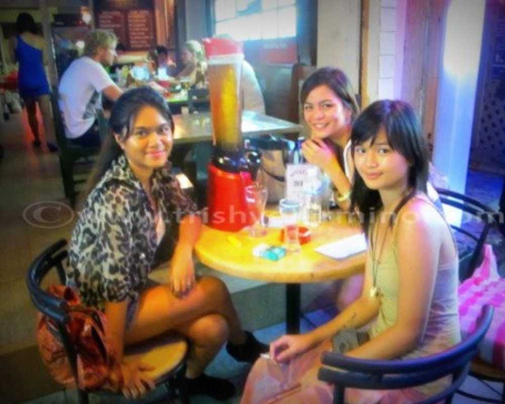 solo travel to thailand