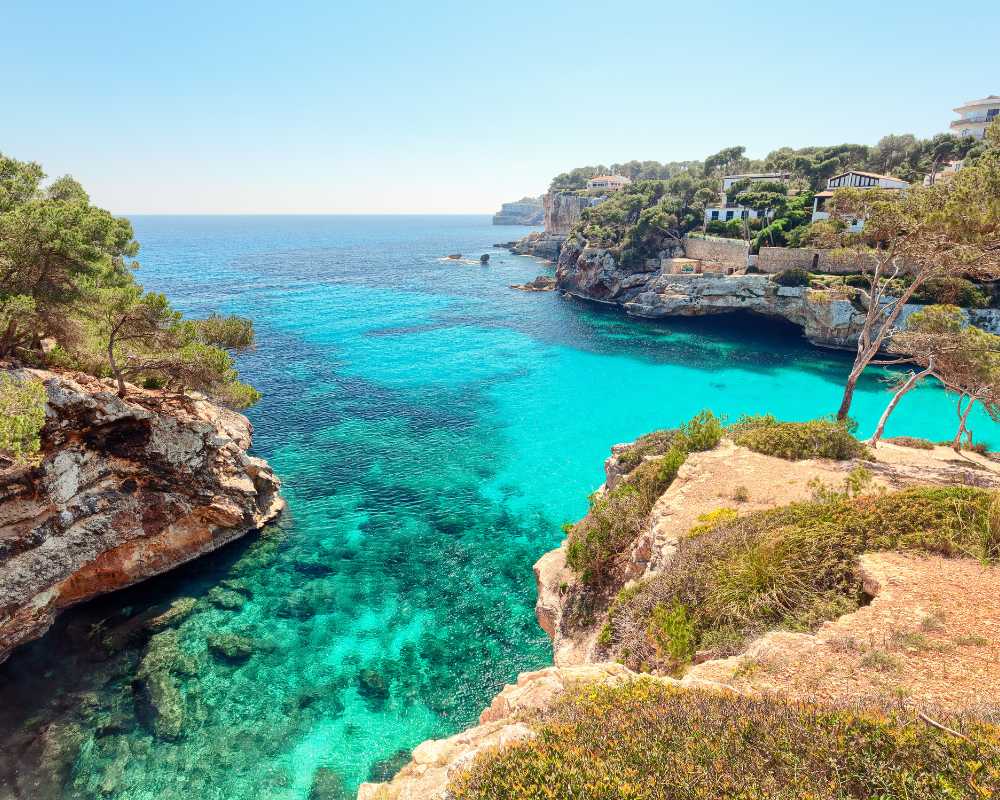 spain solo travel