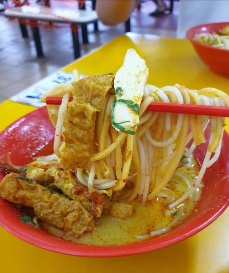hawker food in singapore
