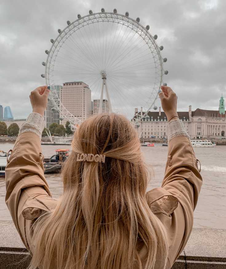 solo travel to london