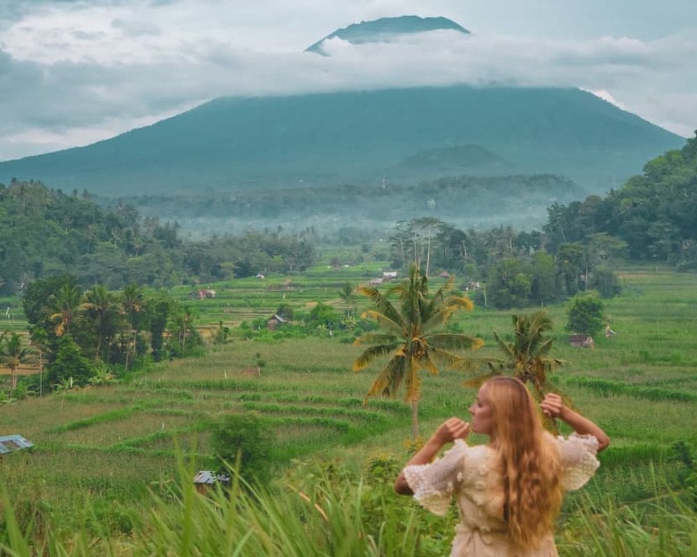 best vacation destinations for singles
